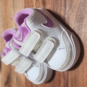 Nike toddler Capri 3 LTE sneakers size 2C